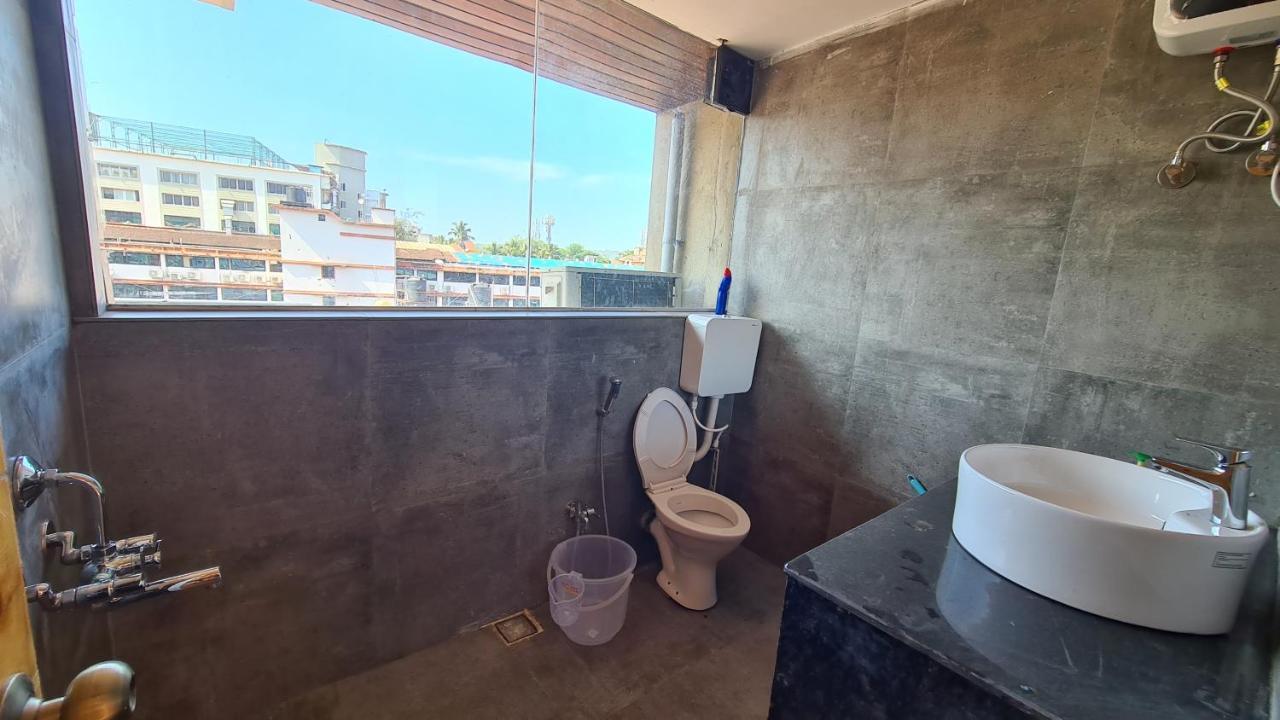 RK 2&3 bedroom penthouse Panaji Buitenkant foto